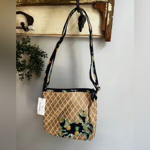 🎁🎁 NWT Vera Bradley Beach Crossbody